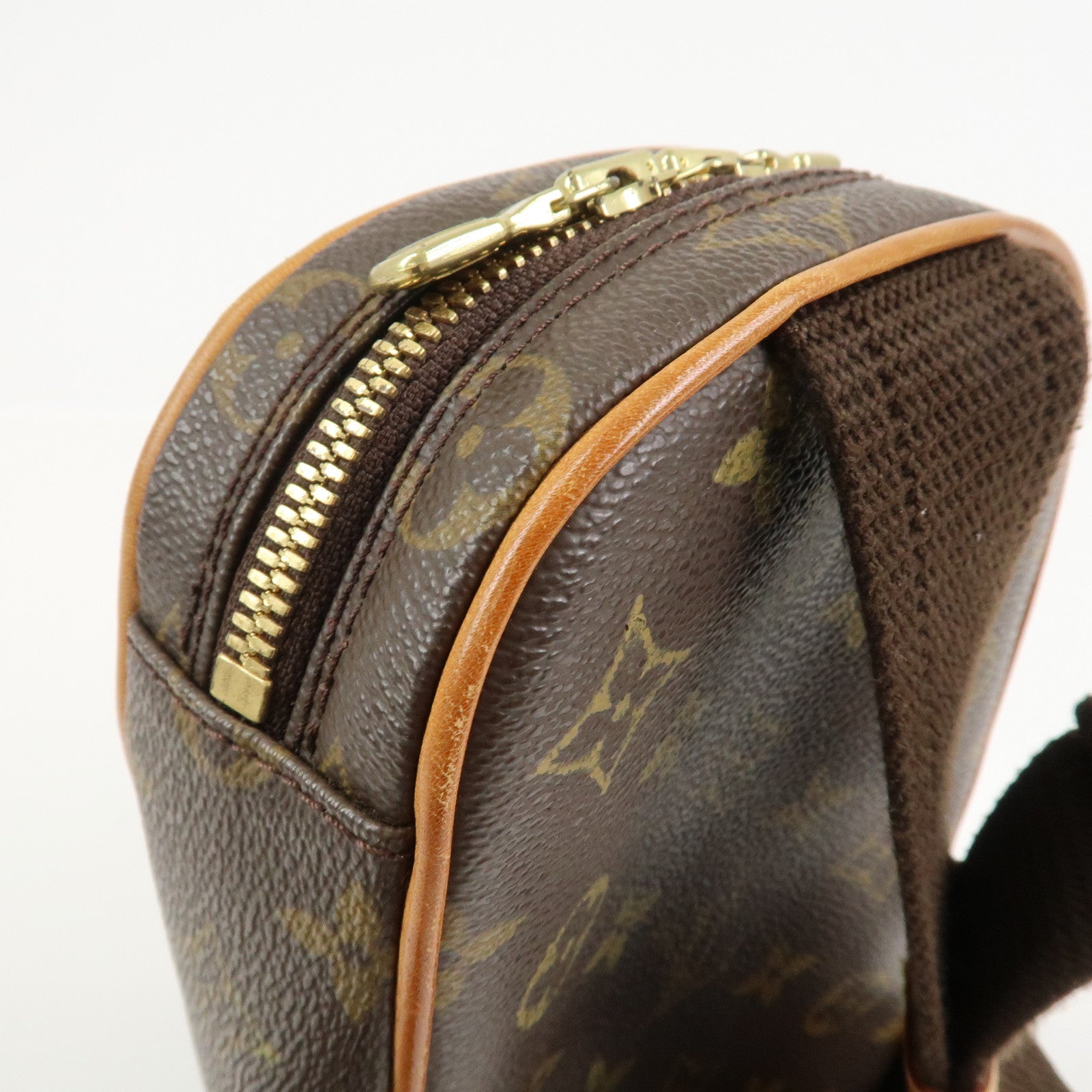 Louis Vuitton Monogram Pochette Gange Crossbody Bag M51870