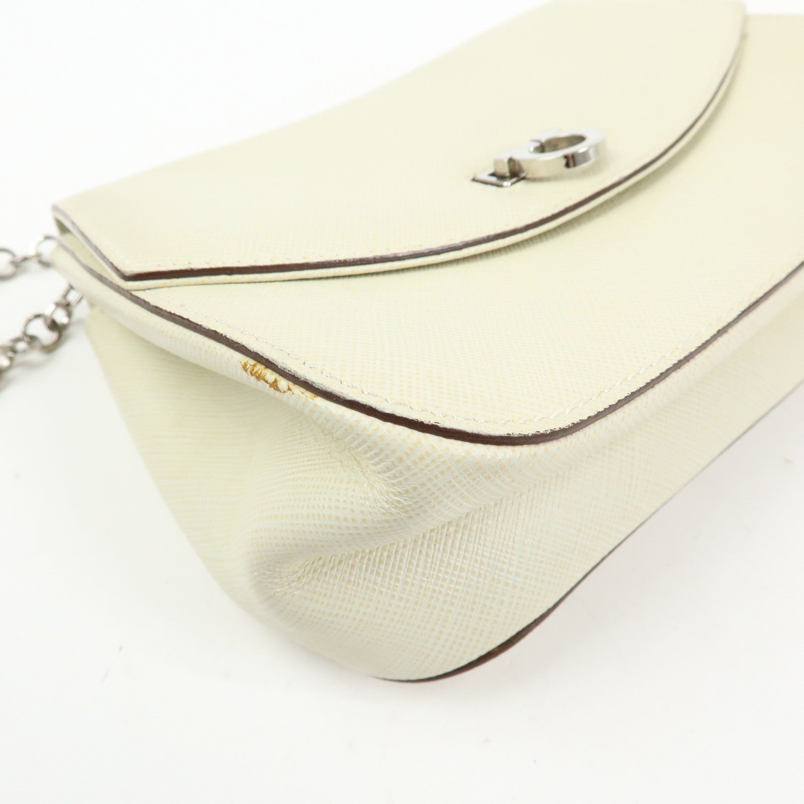 Ferragamo Gancini Leather Chain Shoulder Bag Crossbody Bag Ivory
