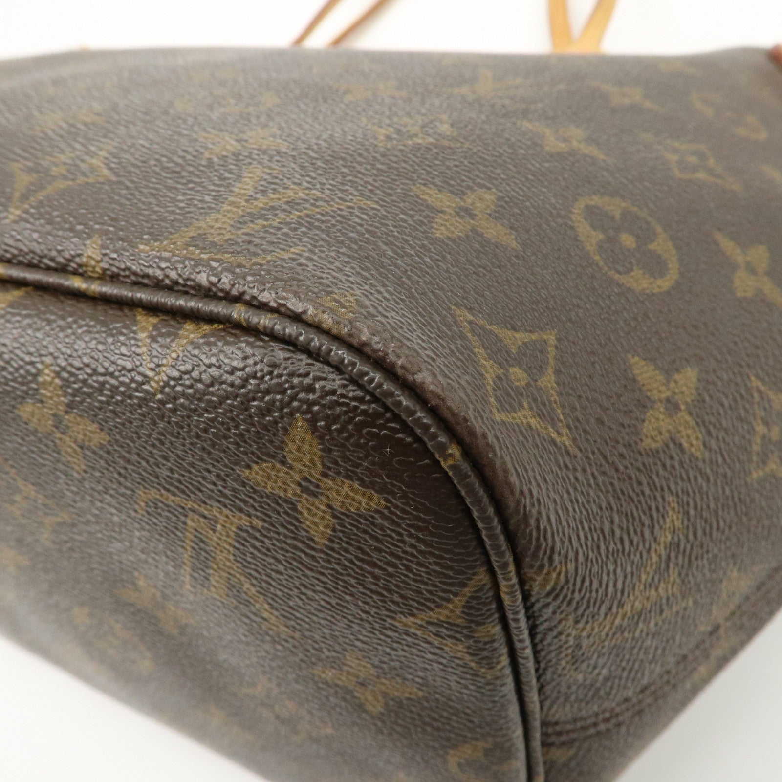 Louis Vuitton Monogram Neverfull MM Tote Bag Brown M40156