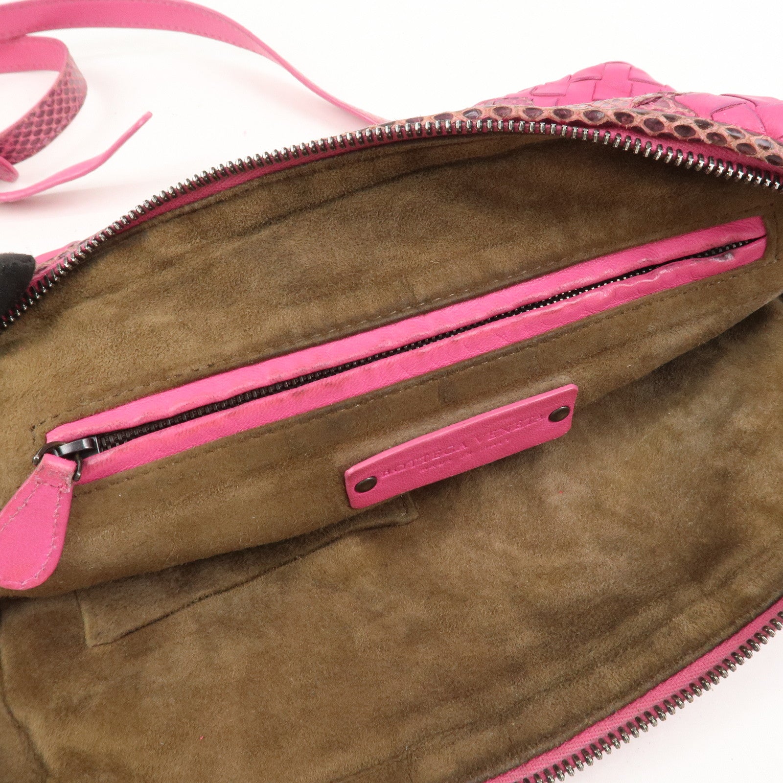 BOTTEGA VENETA Intrecciato Leather Shoulder Bag Crossbody Bag Pink