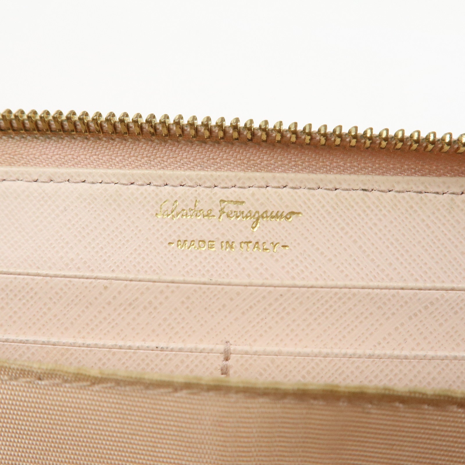 Ferragamo Set of 2 wallet Gancini Vara Emboss Leather Black Pink