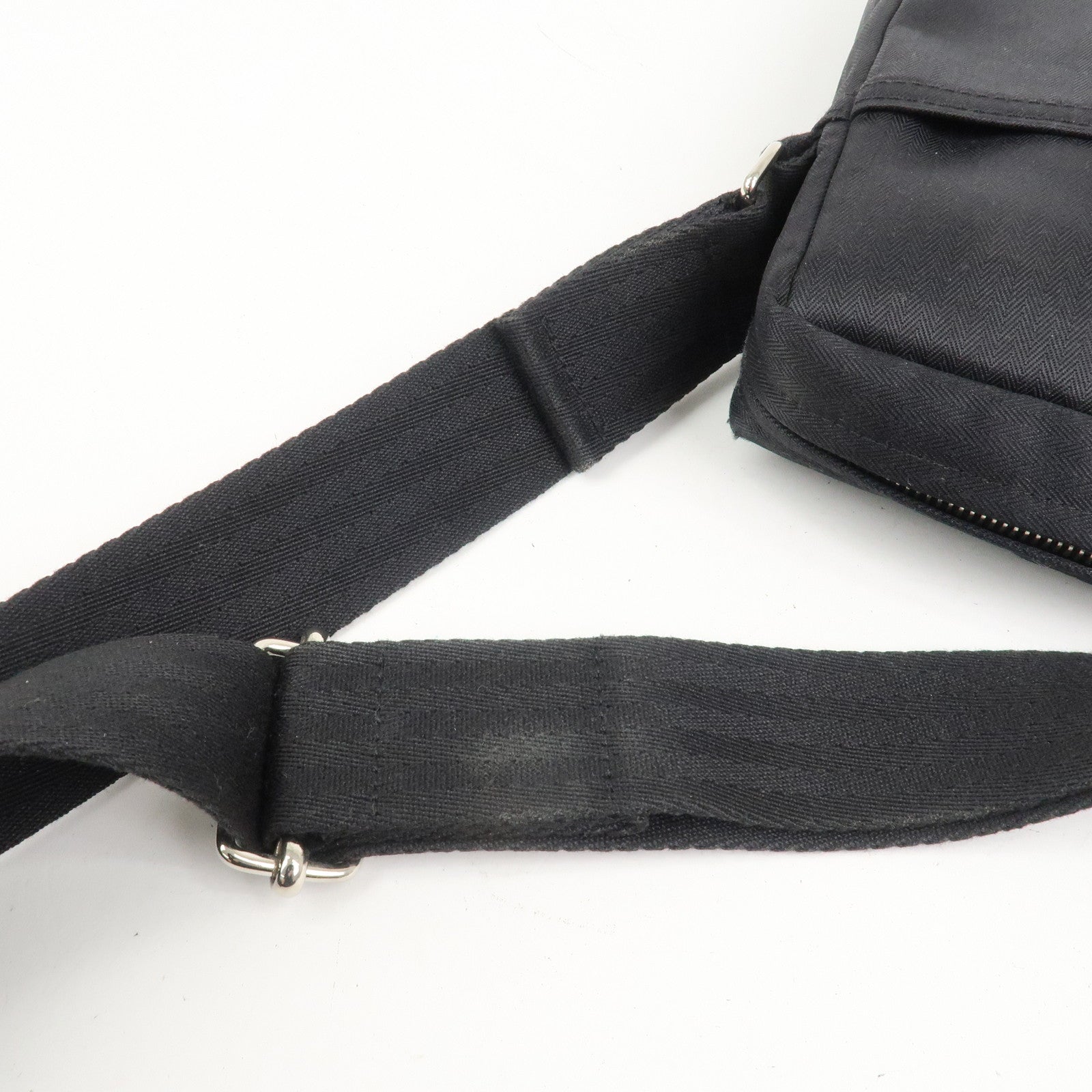 HERMES Toile Chevrons Leather Acapulco Bandouliere Shoulder Bag MM