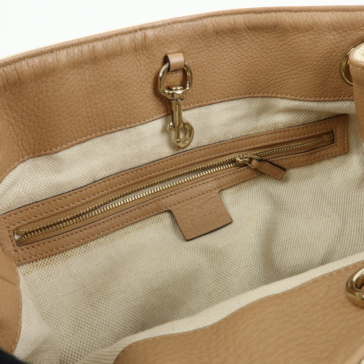 GUCCI SOHO Interlocking G Canvas Leather Chain Shoulder Bag 308982