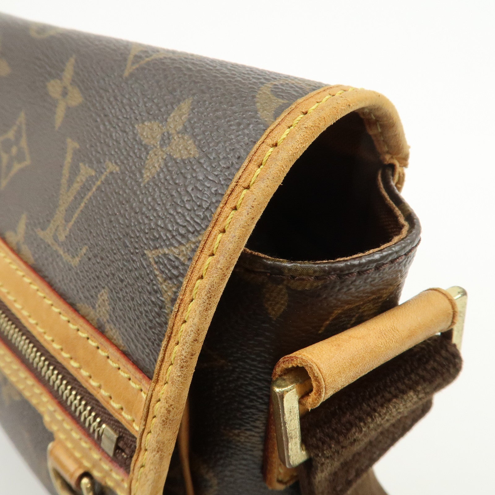 Louis Vuitton Monogram Messenger Bosphore PM Shoulder Bag M40106
