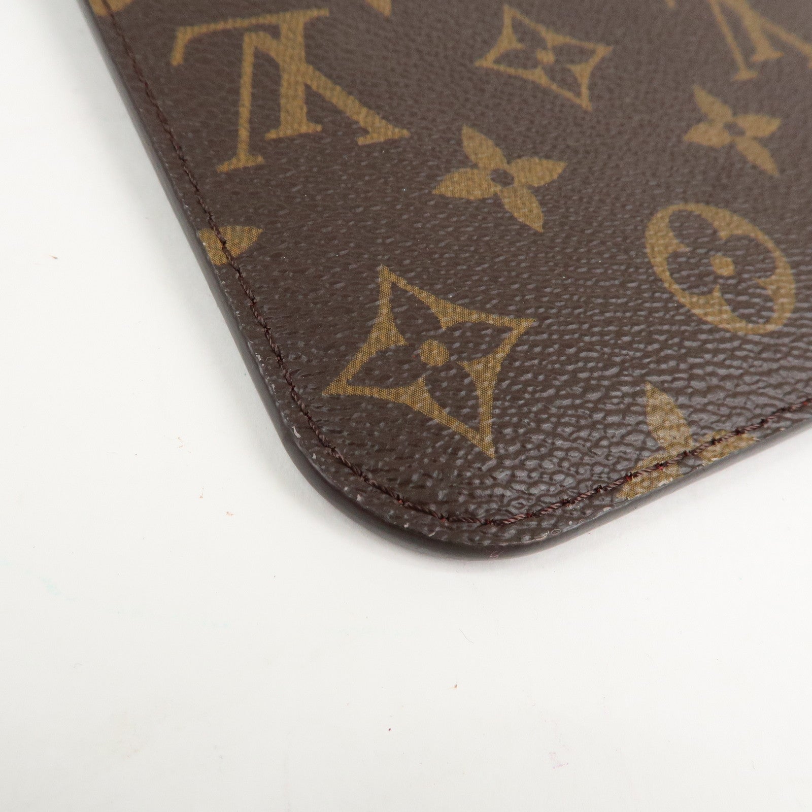Louis Vuitton Monogram Neverfull PM Pouch Pivoine Used