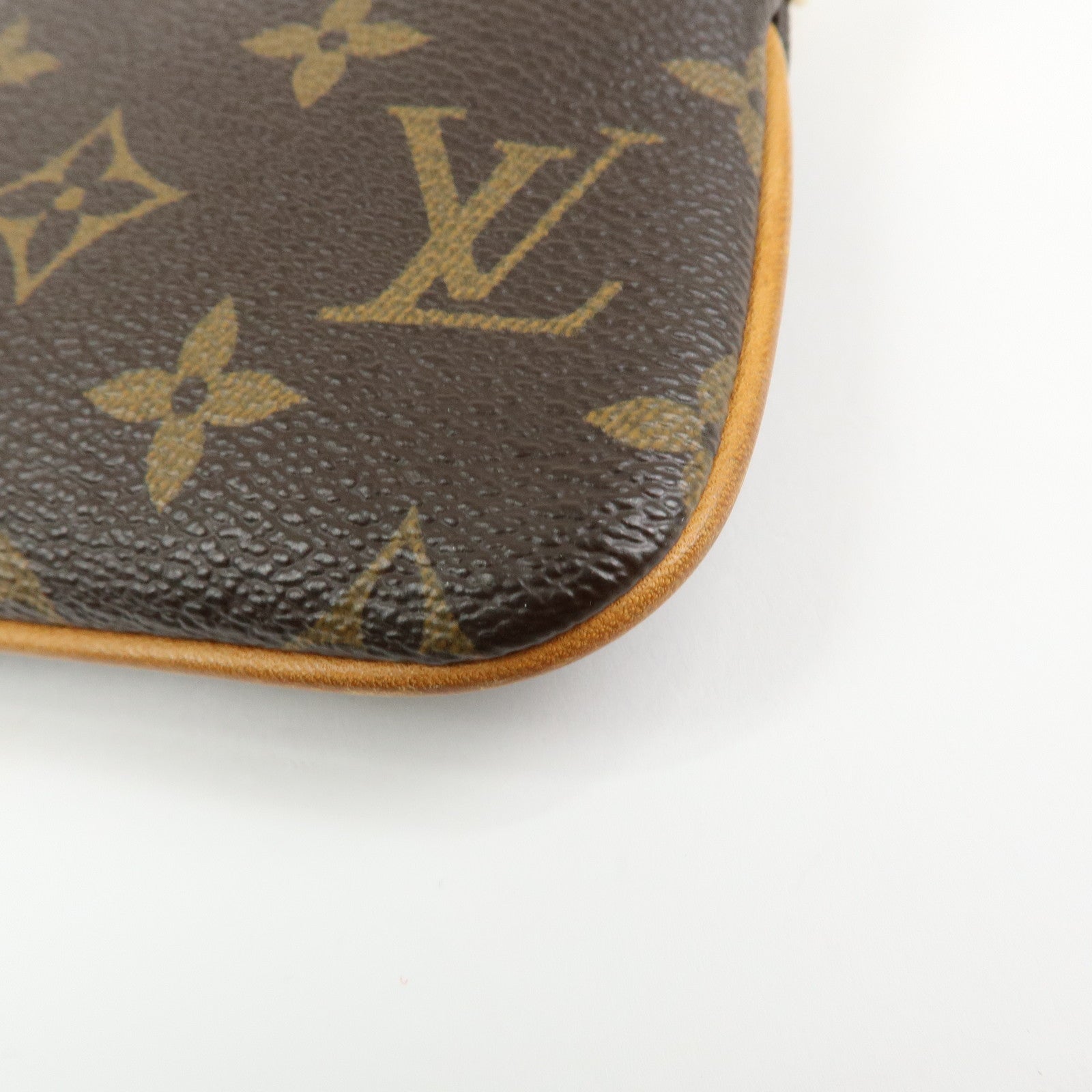 Louis Vuitton Monogram Pochette Milla MM Chain Hand Bag M60094