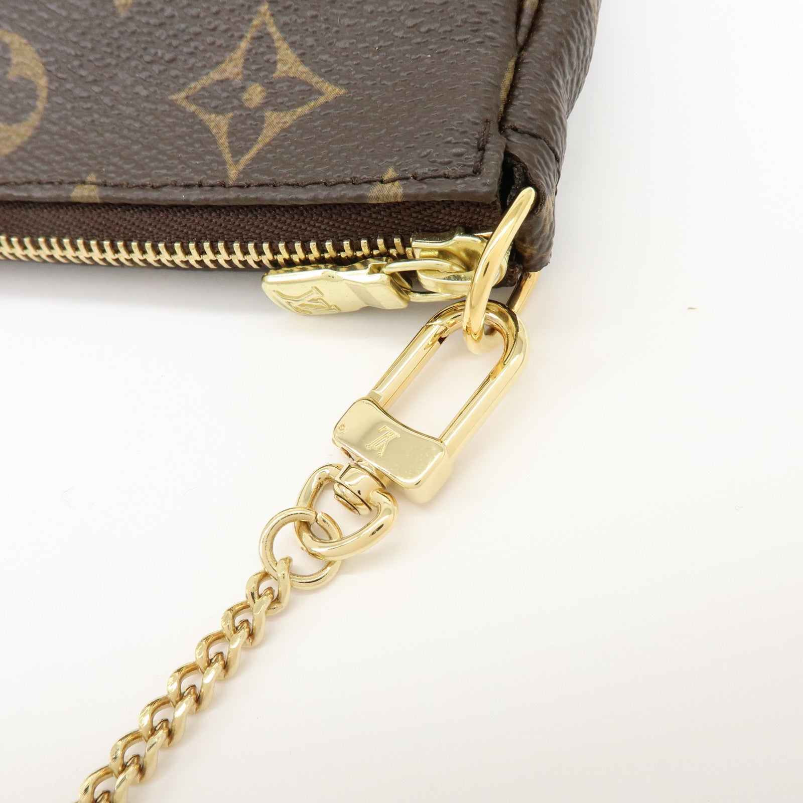 Louis Vuitton Monogram Mini Pochette Accessoires Hand Bag M58009