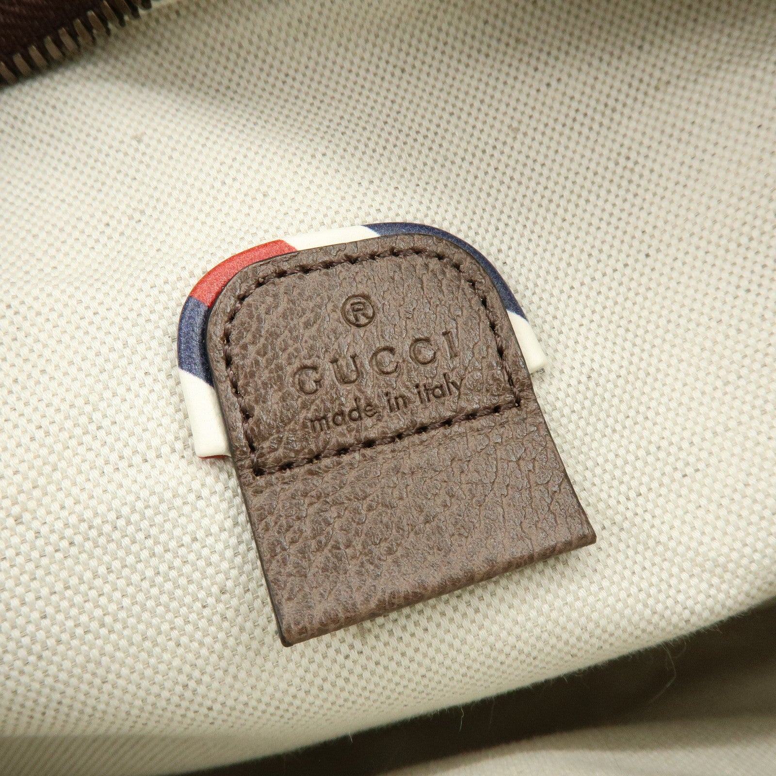 GUCCI Sherry GG Supreme Canvas Leather Waist Bag Gray Brown 529711
