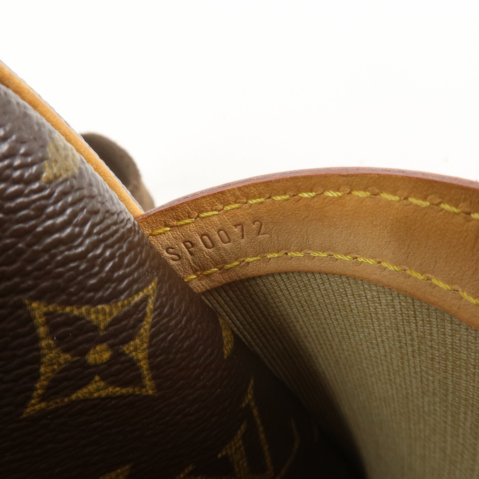 Louis Vuitton Monogram Reporter PM Shoulder Crossbody Bag M45254