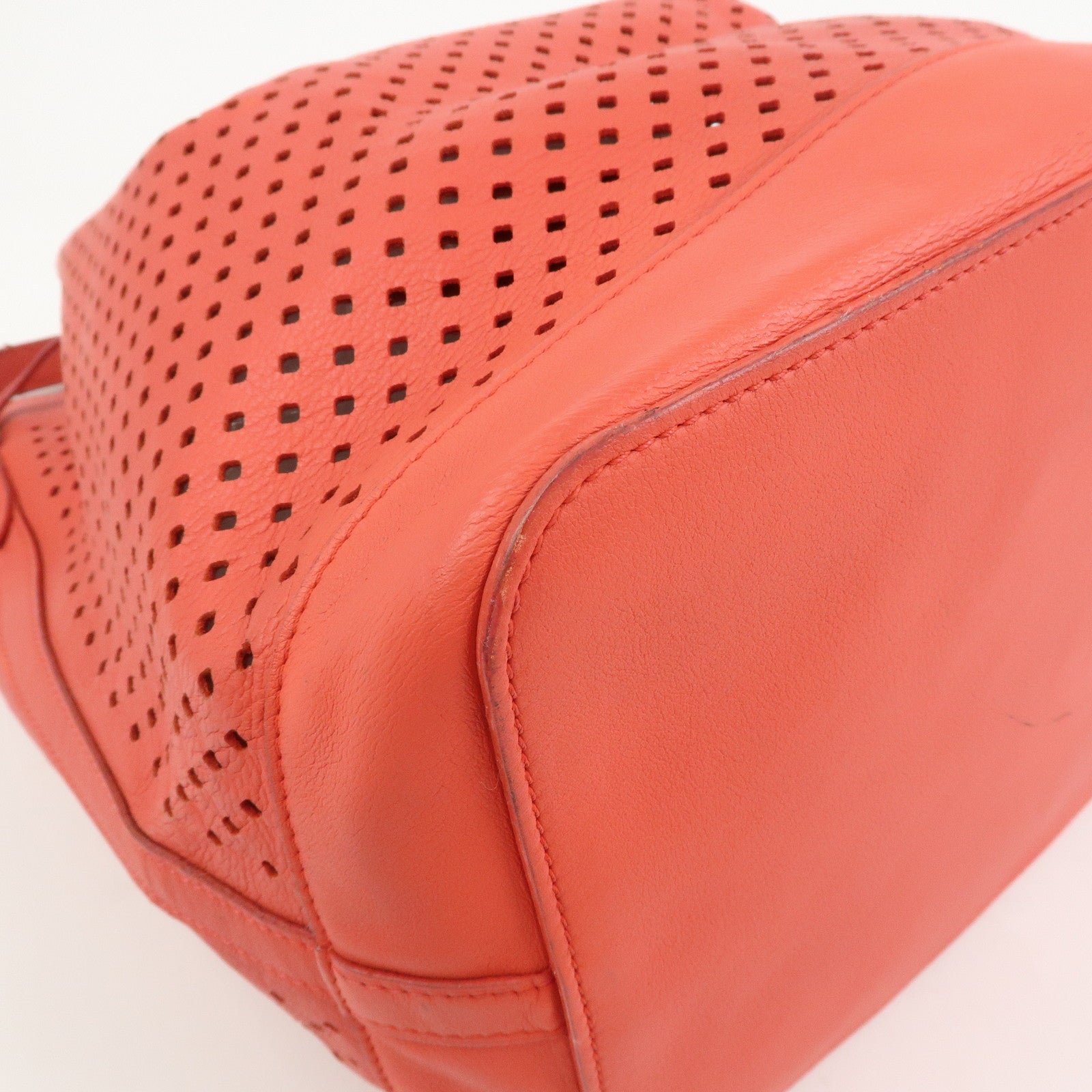 Louis Vuitton Perfo Noe Shoulder Bag 2012 Collection Corail M94074
