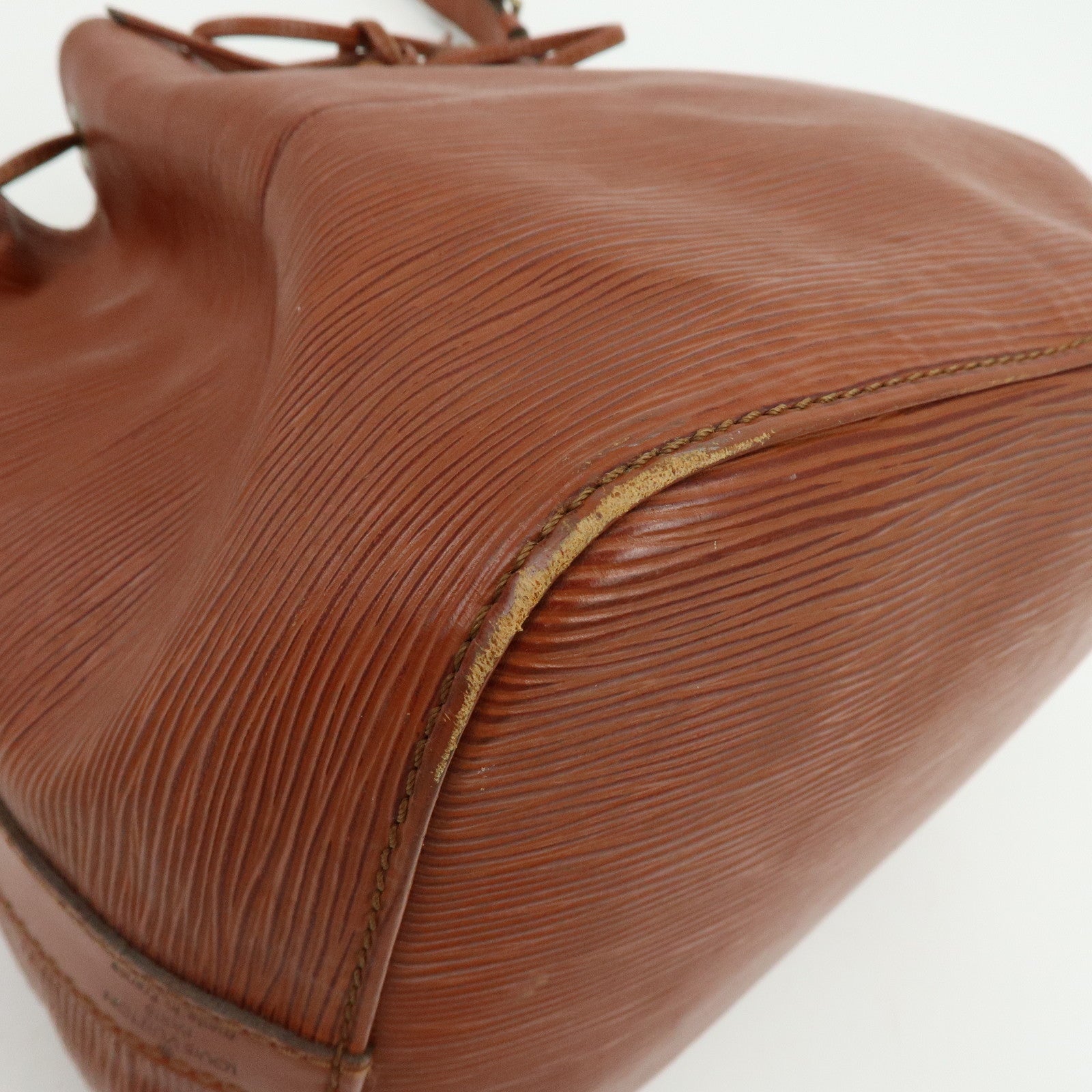 Louis Vuitton Epi Petit Noe Shoulder Bag Kenya Brown M44103