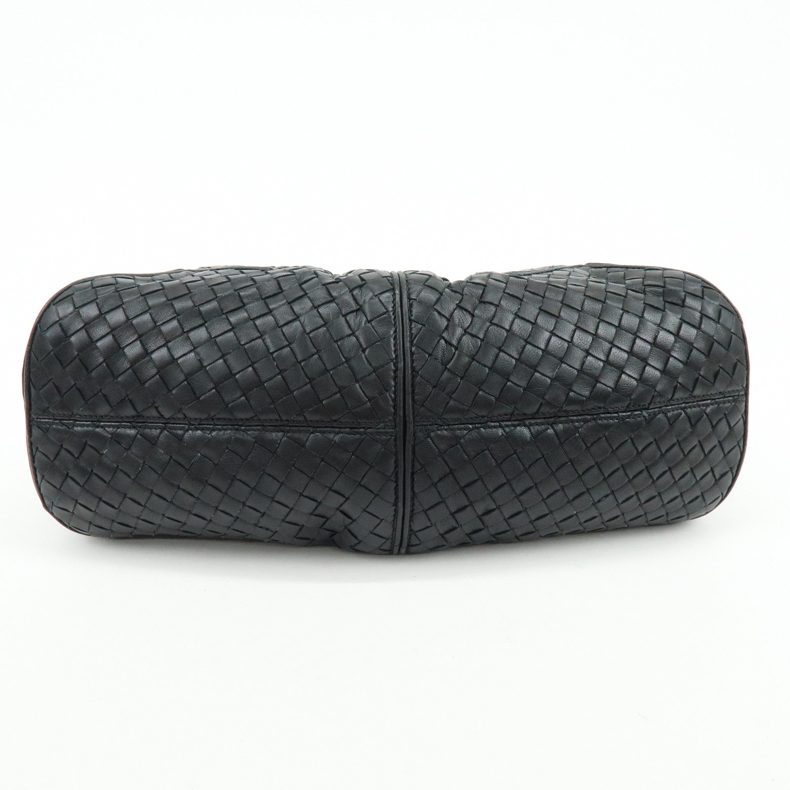 BOTTEGA VENETA Intrecciato Lamb Skin Shoulder Bag Black 145552