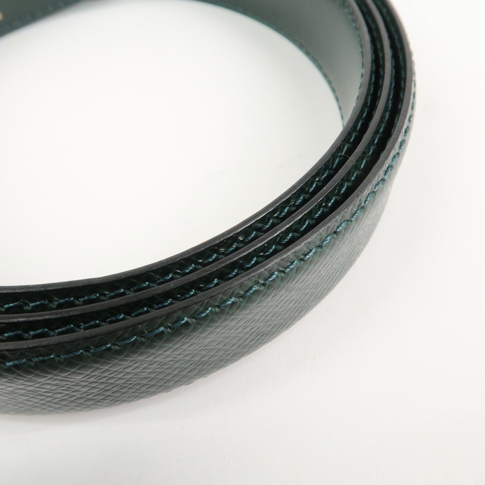 Louis Vuitton Taiga Leather Ceinture Belt Epicea M6845V