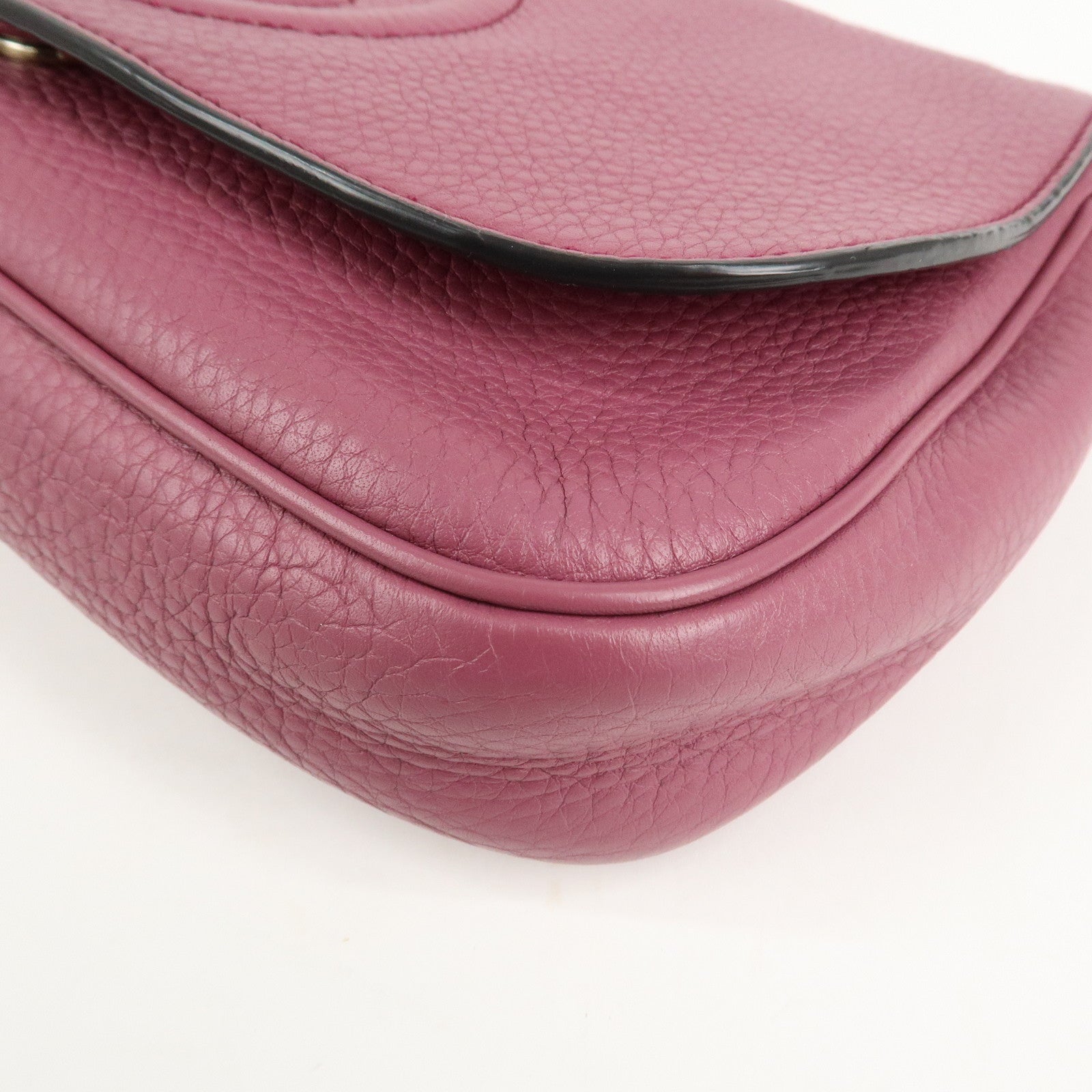 GUCCI SOHO Leather Chain Shoulder Bag Purse Purple 336752