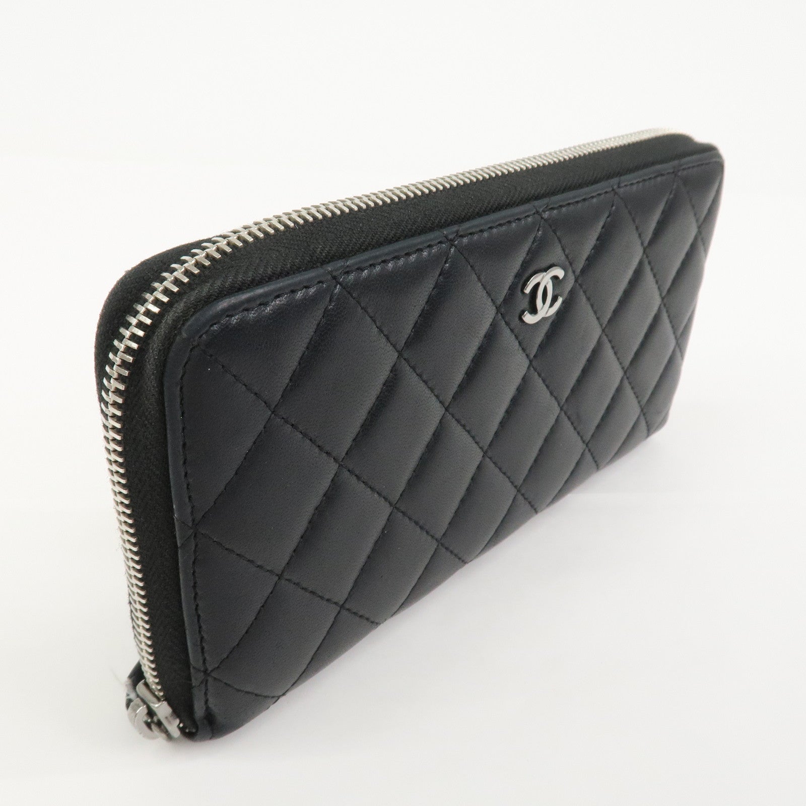 CHANEL Matelasse Lamb Skin Zippy Round Long Wallet Black A50097