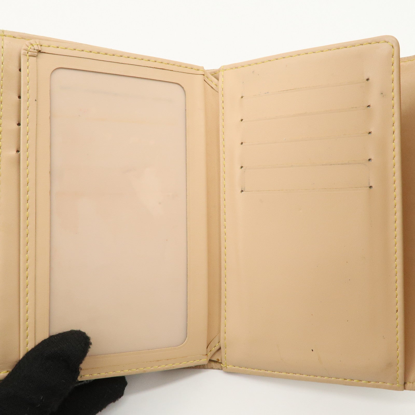 Louis Vuitton Monogram Multicolor Portefeuille Alexandra Wallet Blanc M60083