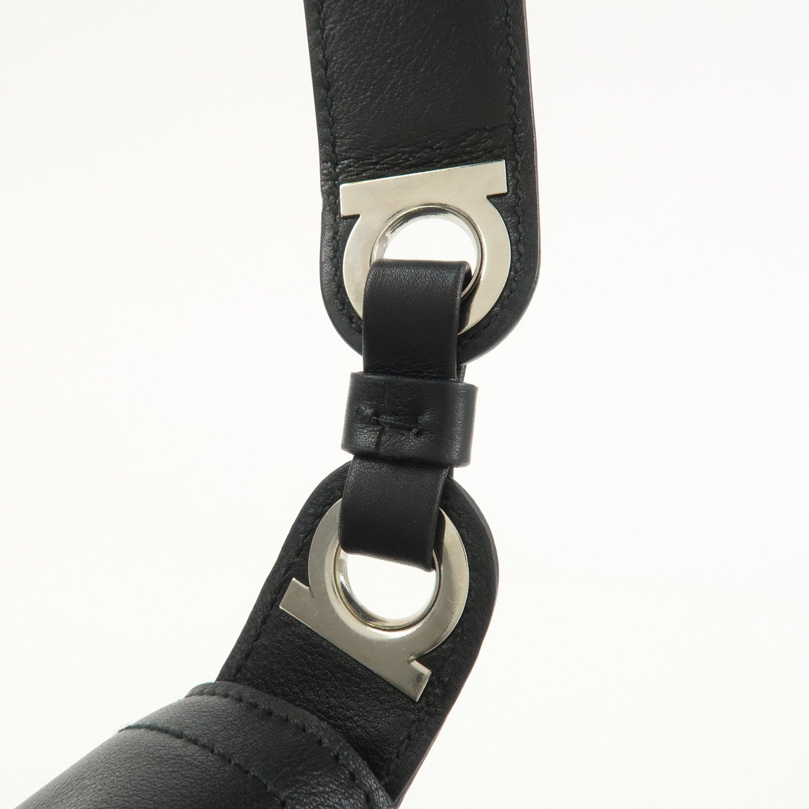 Ferragamo Gancini Logo Leather Shoulder Bag Hand Bag Black