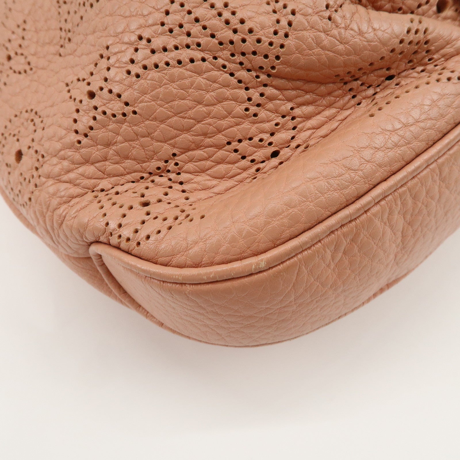 Louis Vuitton Monogram Mahina Selene PM Shoulder Bag Rose M94276