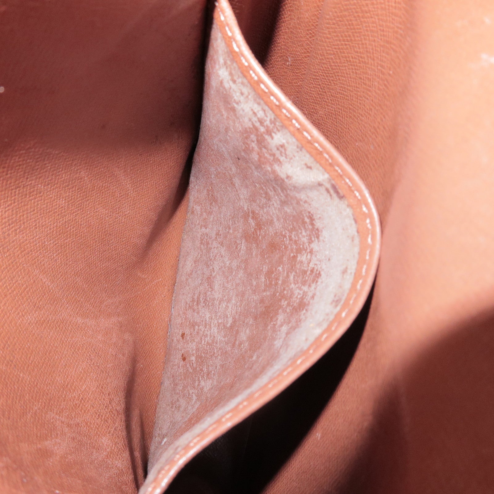 Louis Vuitton Monogram Amazone Shoulder Bag Crossbody Bag M45236