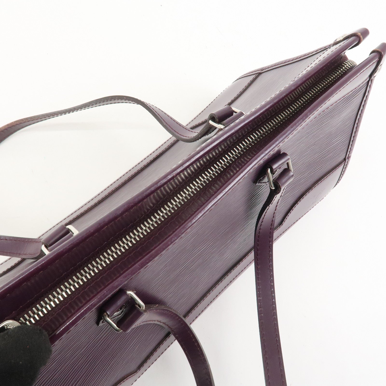 Louis Vuitton Epi Madeleine PM Shoulder Bag Hand Bag Cassis M5933K