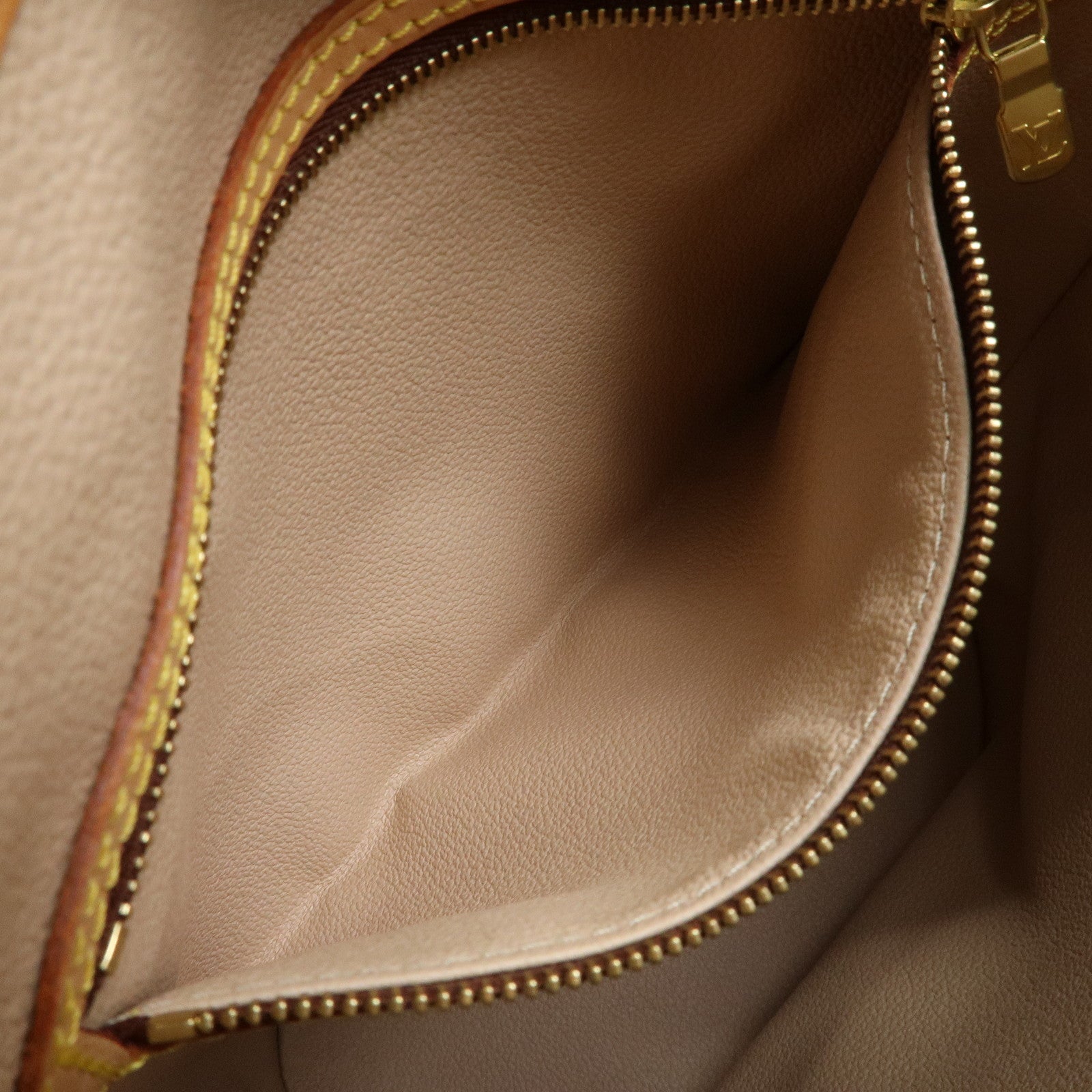 Louis Vuitton Monogram Canvas Bucket PM Hand Bag Brown M42238