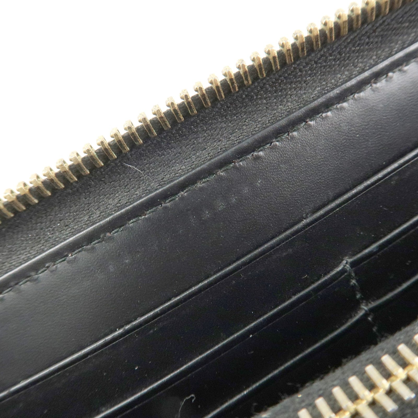 PRADA Logo Saffiano Vernis Leather Round Zipper Long Wallet 1ML506 Used