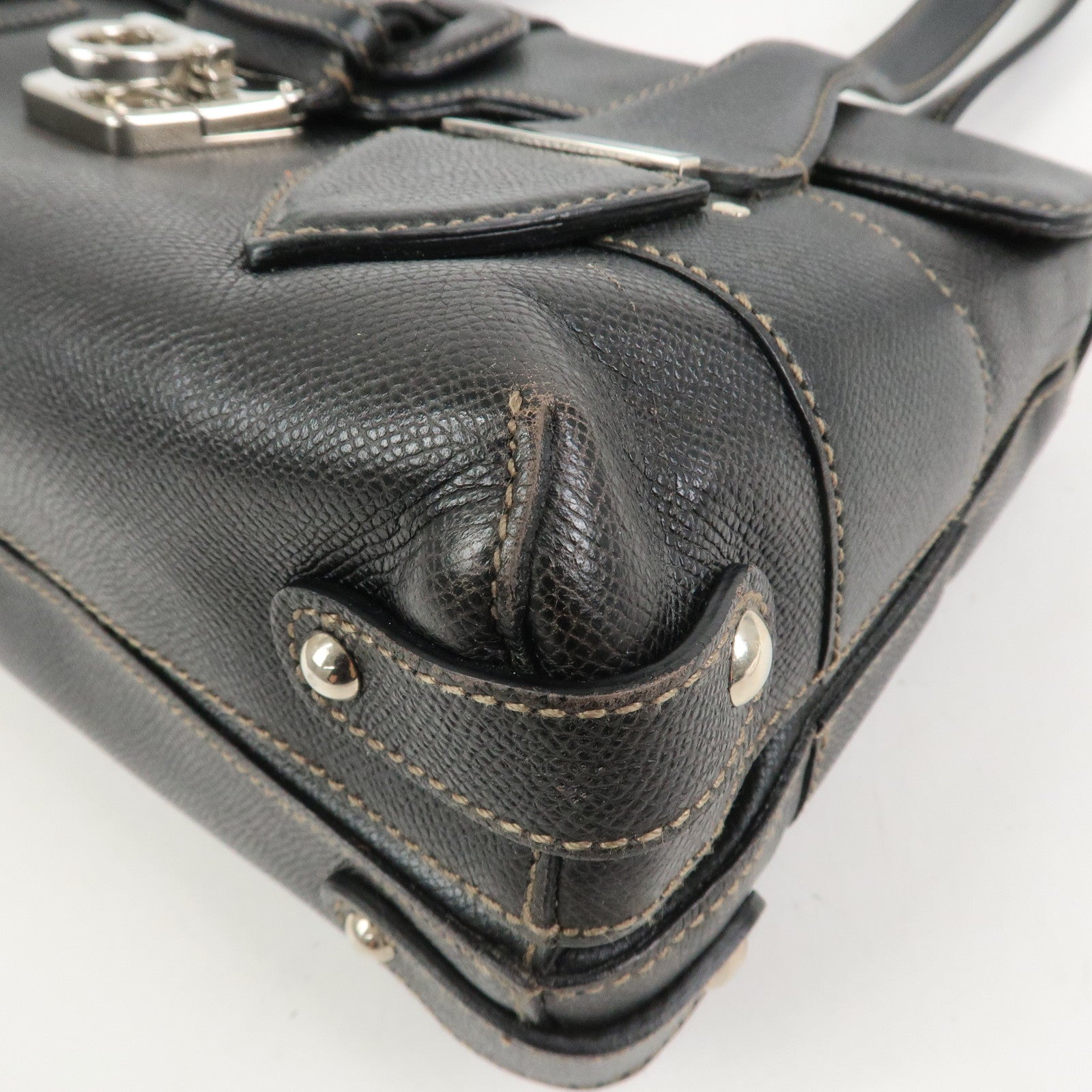 Ferragamo Gancini Leather Shoulder Bag Hand Bag Black