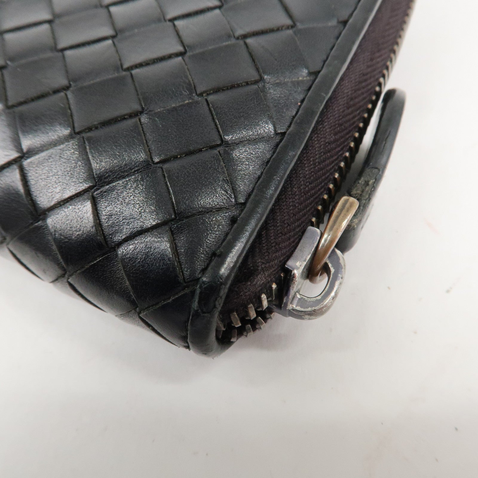BOTTEGA VENETA Intrecciato Leather Round Zippy Wallet Black 114076 Used