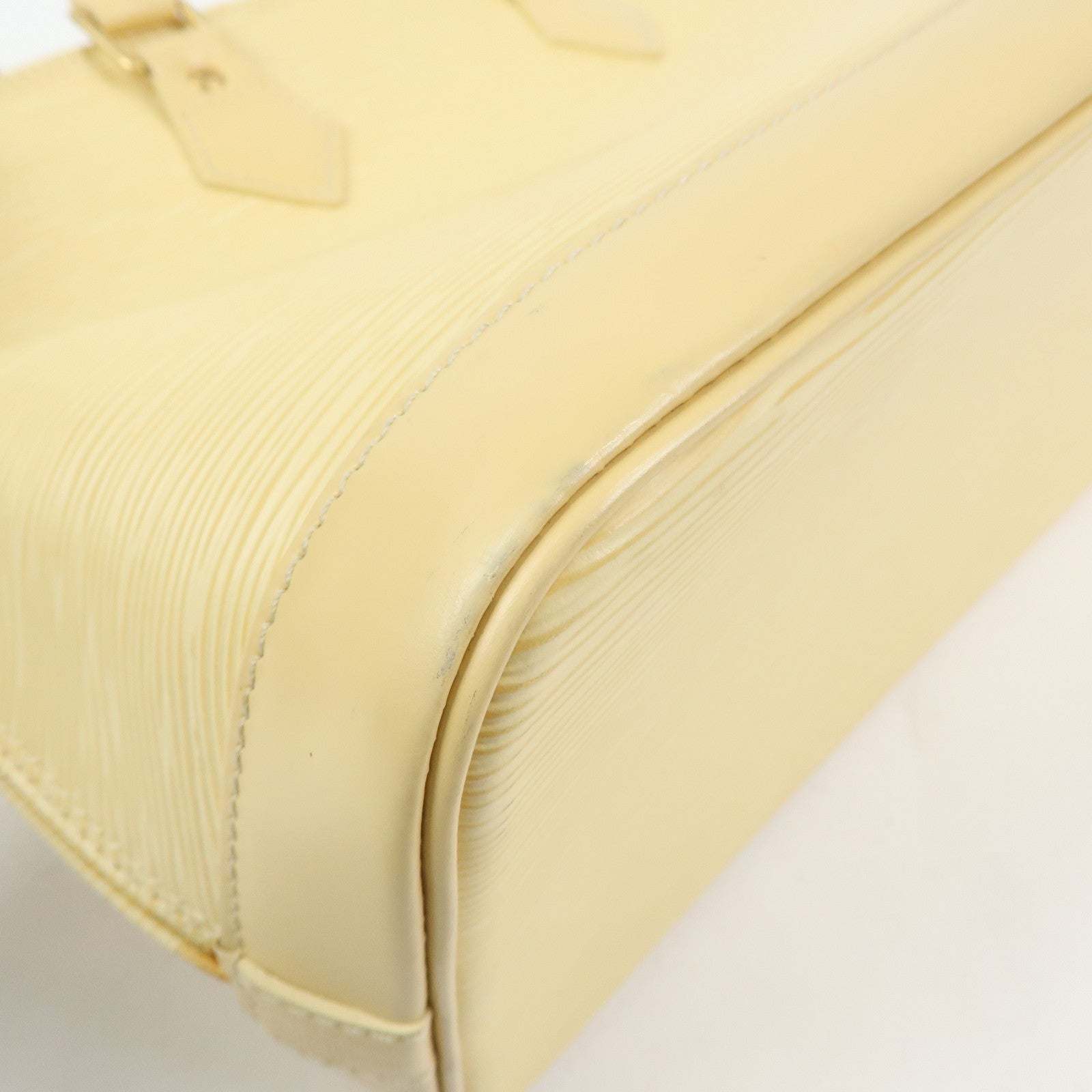 Louis Vuitton Alma Epi Leather Hand Bag Vanilla M5214A