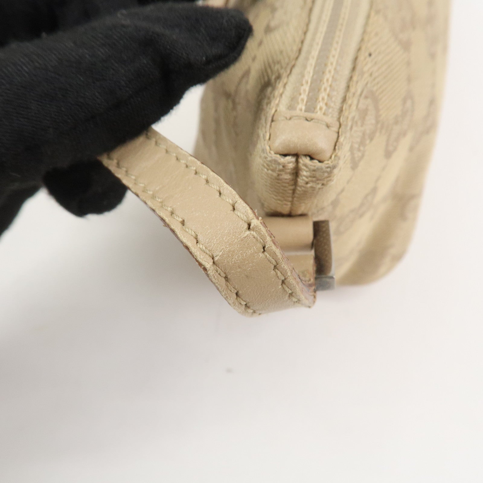 GUCCI Boat Bag GG Canvas Leather Hand Bag Pouch Beige 07198