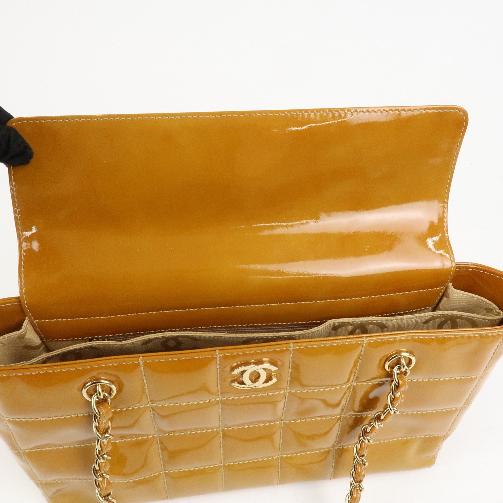CHANEL COCO Mark Chocolate Bar Patent Leather Chain Shoulder Bag