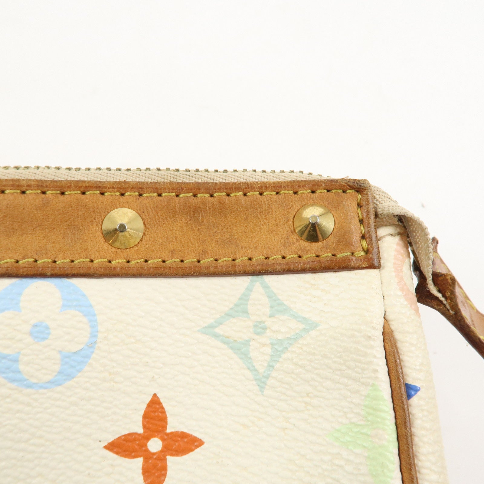 Louis Vuitton Monogram Multicolor Pochette Accessoires Blanc M92649