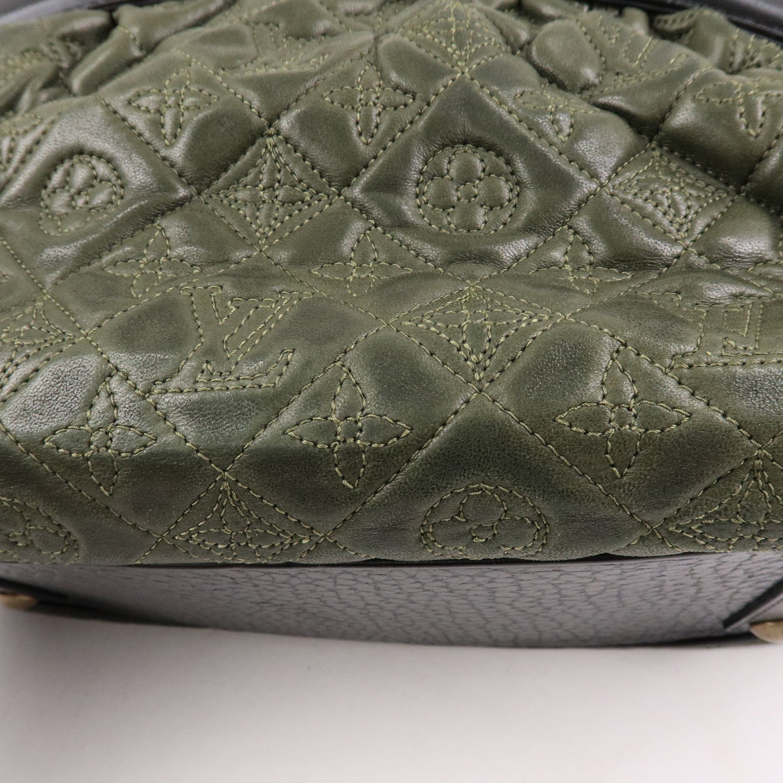 Louis Vuitton Monogram Vienna Mitsy Lamb Skin Hand Bag Khaki M95103