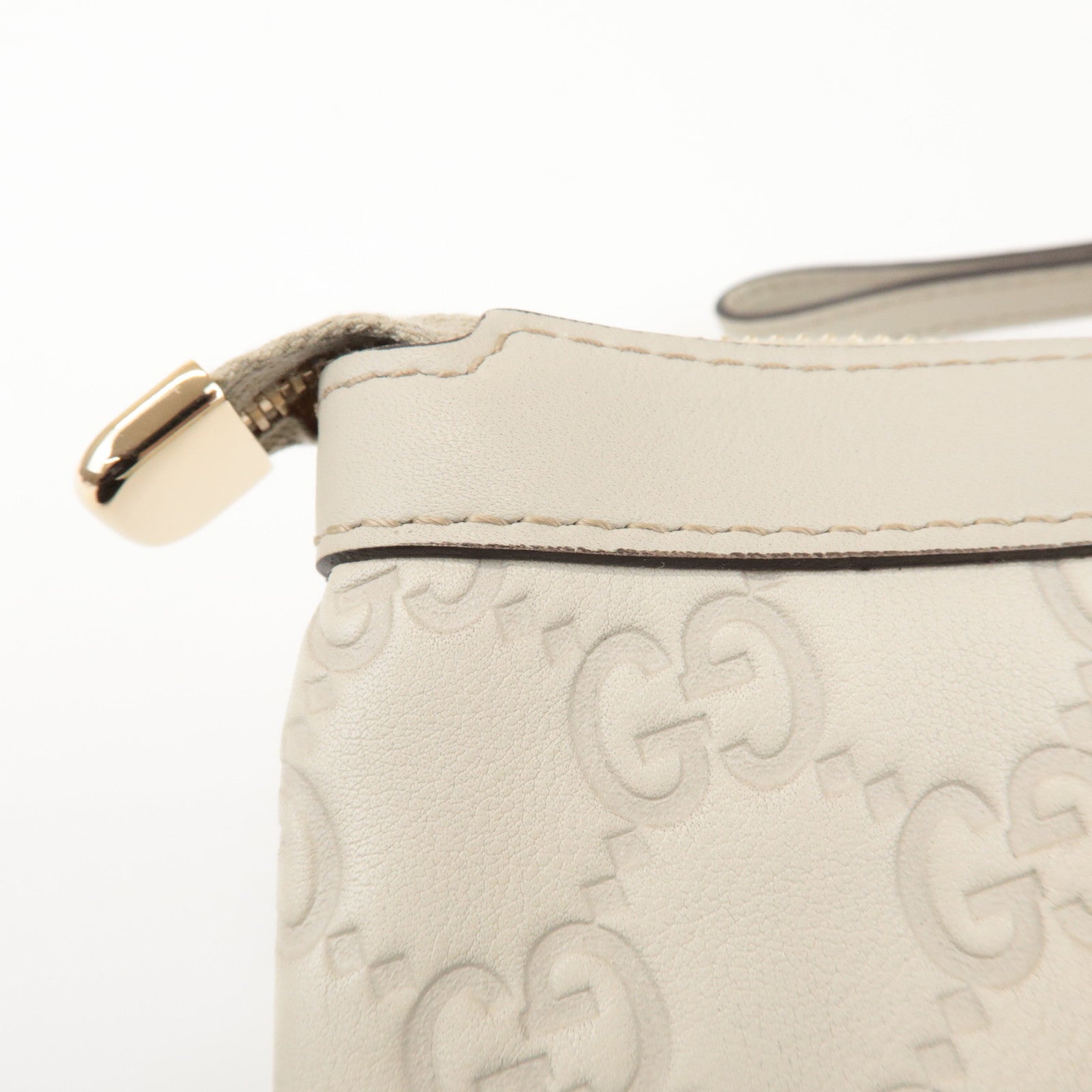 GUCCI Guccissima Leather Pouch Wrist Bag Ivory 212203