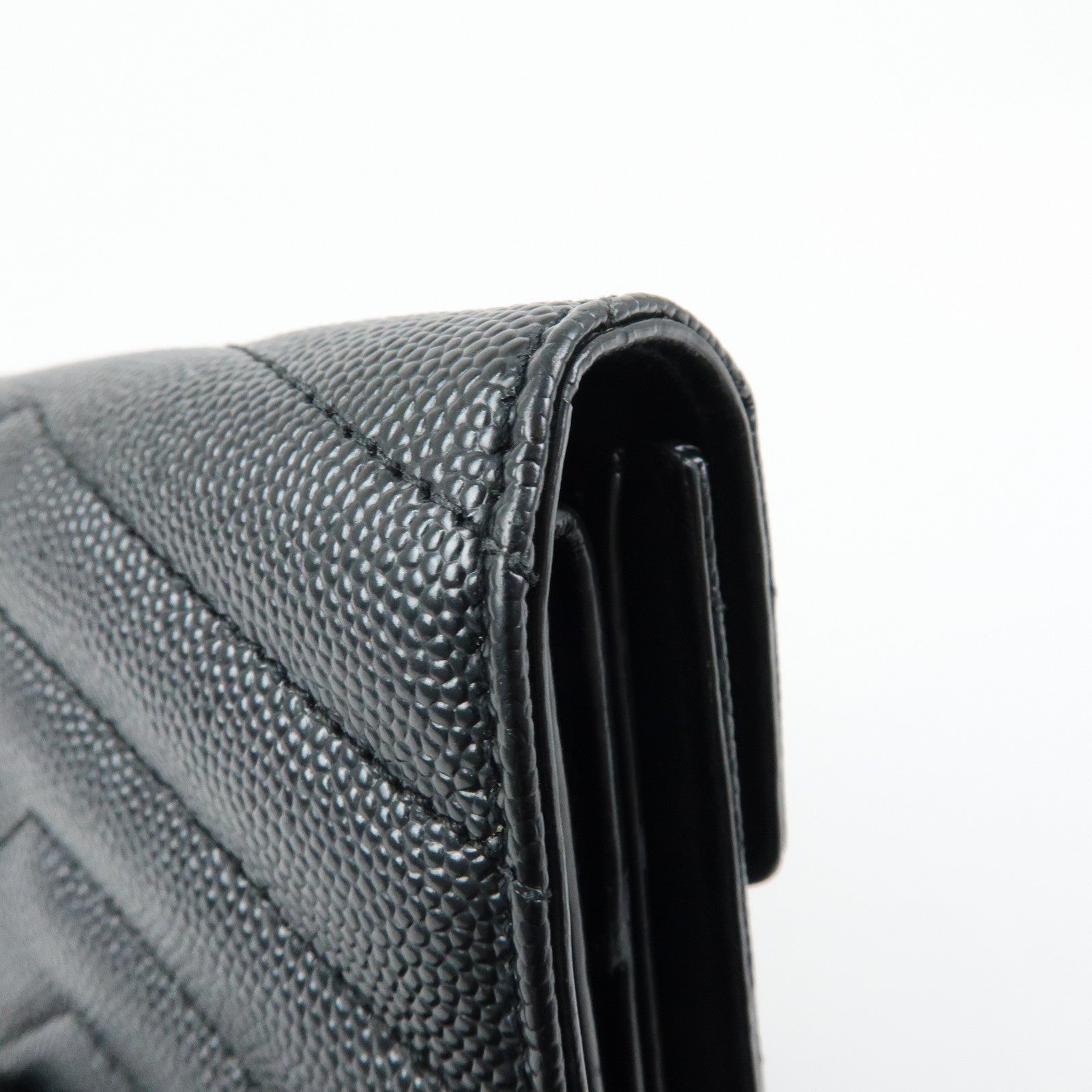 SAINT LAURENT PARIS Cassandra Leather Compact Wallet Black 692061