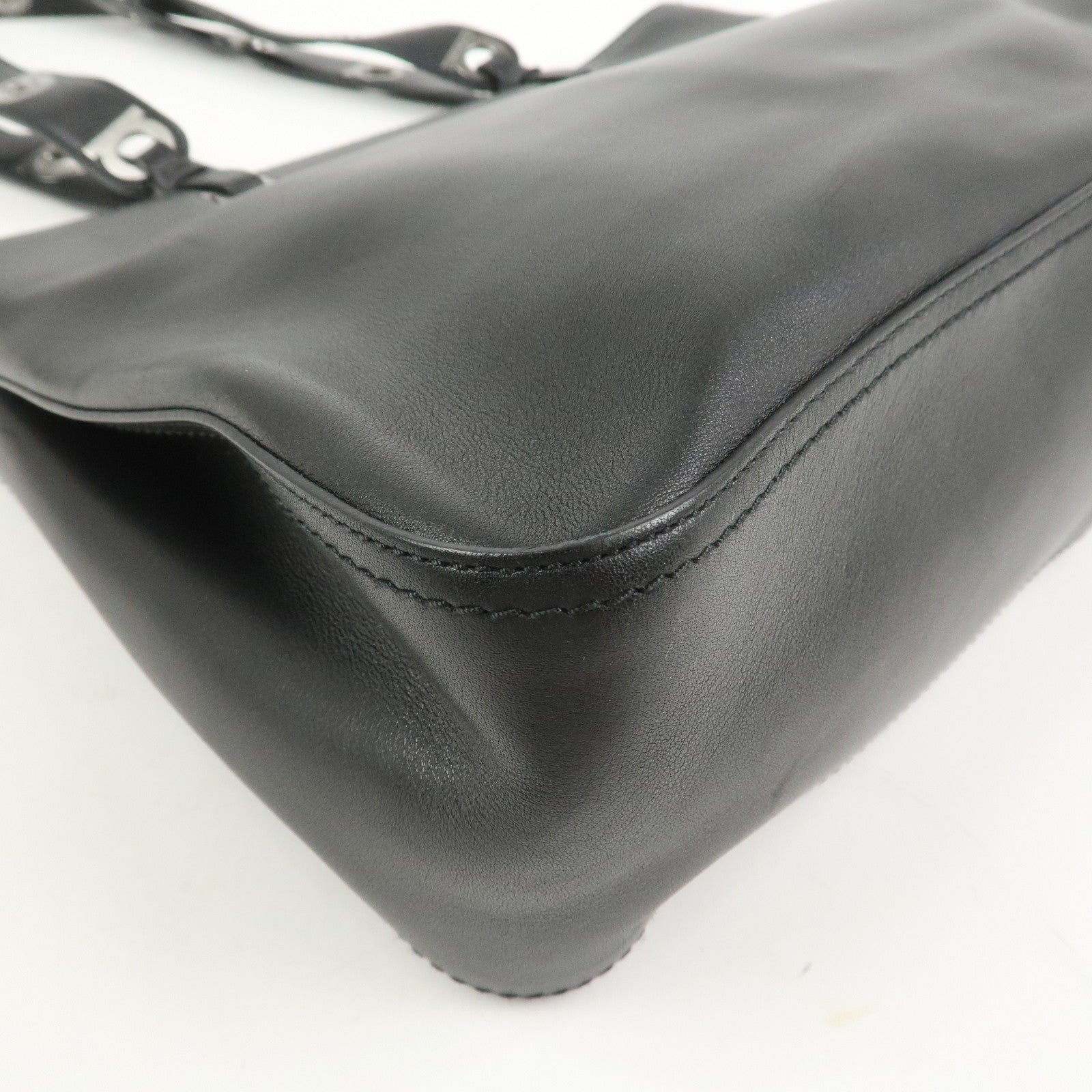 Ferragamo Gancini Leather Tote Bag Shoulder Bag Black