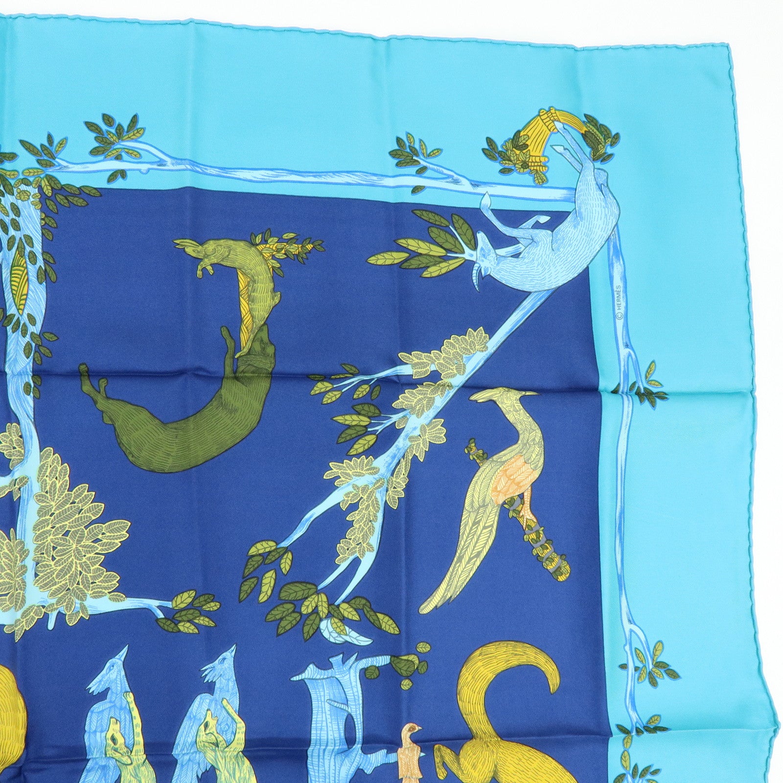 HERMES Carre 90 Silk 100% Scarf Annie Faivre Animal Print Blue
