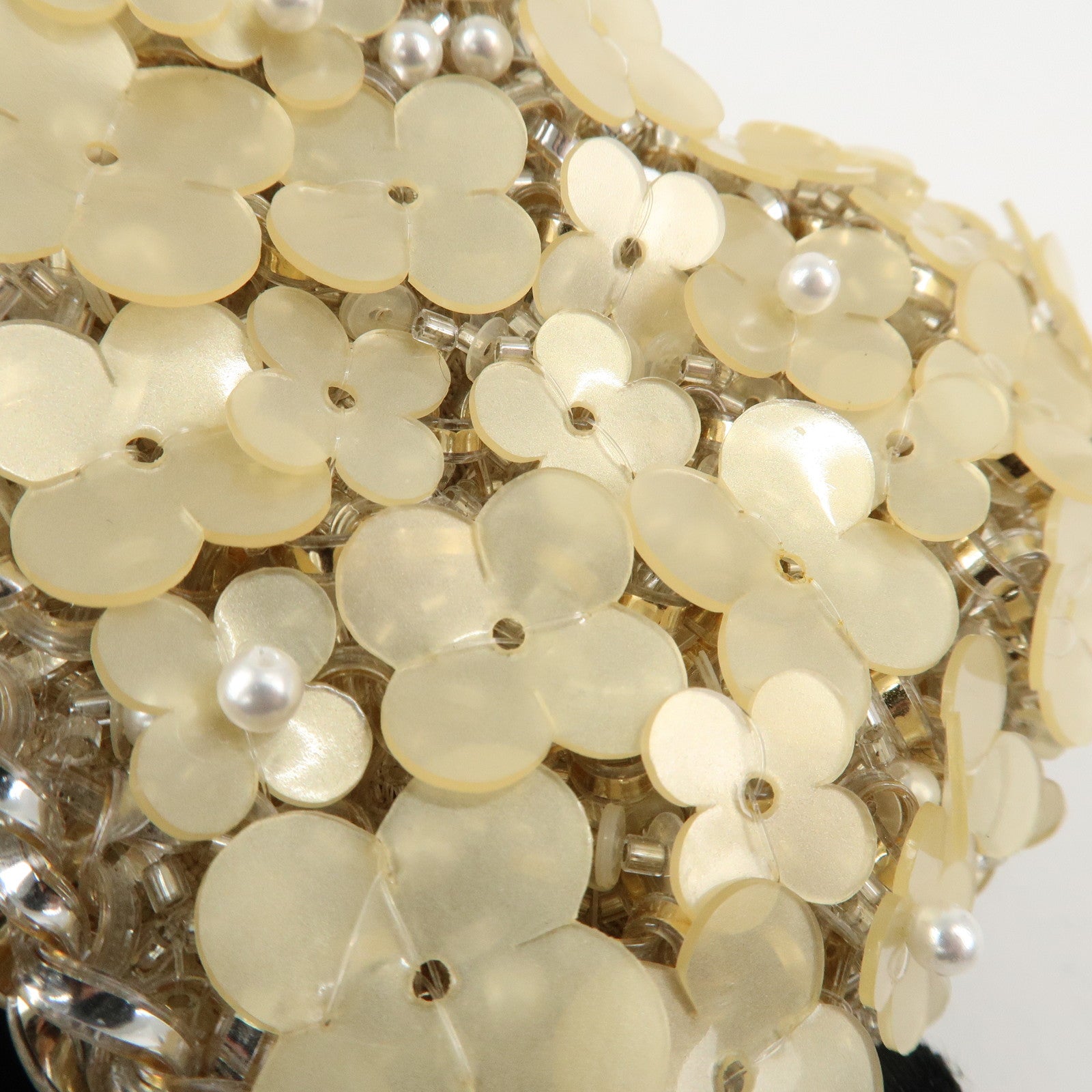 ANTEPRIMA Heart Flower Plastic Bijou Pouch Accessory Case Beige Used