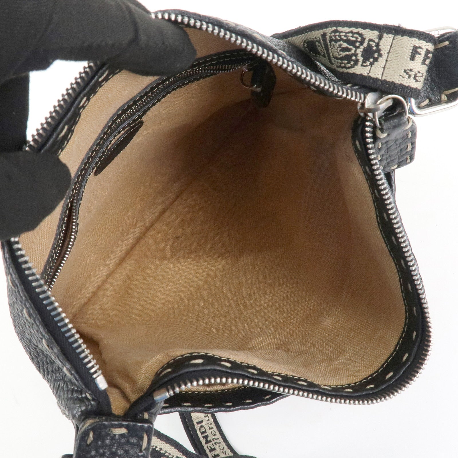 FENDI Selleria Leather Shoulder Bag Crossbody Bag Black 8BT109