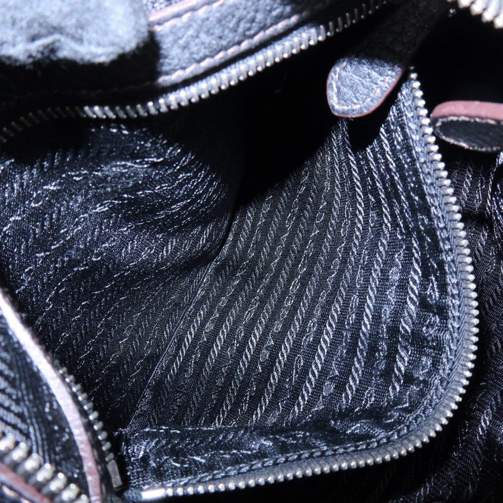PRADA Logo Vitello Daino Leather Shoulder Bag Hand Bag Black BR3373