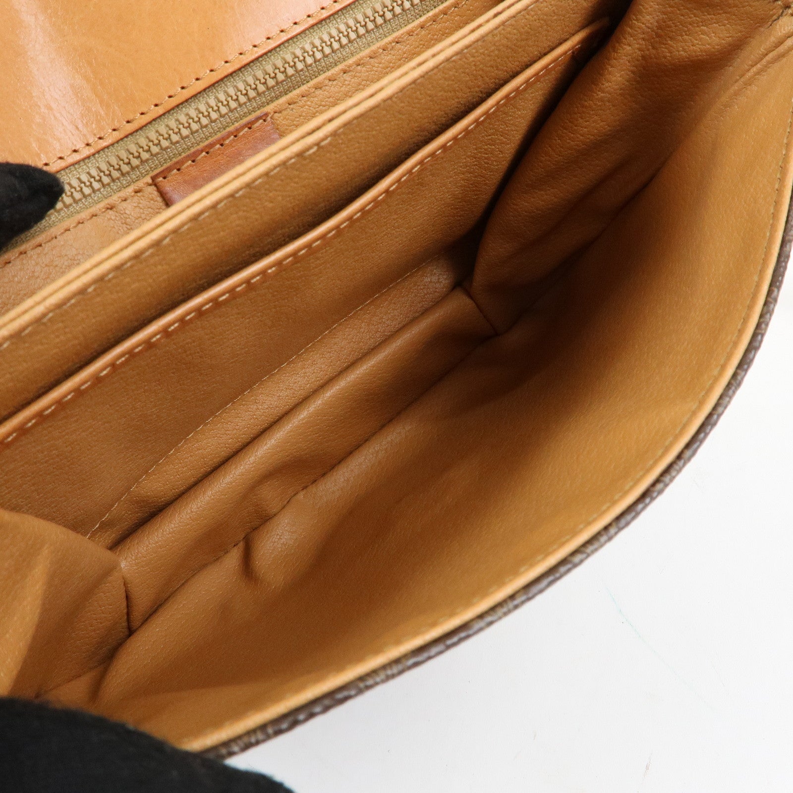 CELINE Shoulder Bag