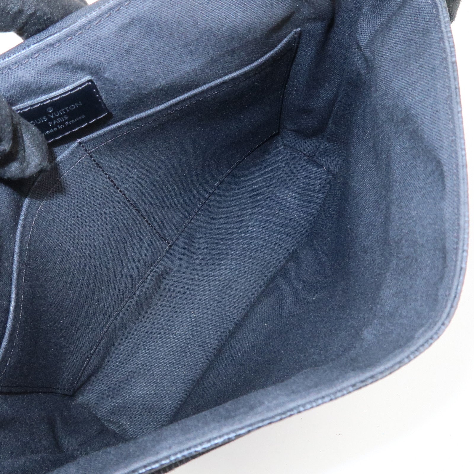 Louis Vuitton Damier Graphite District PM Shoulder Bag Noir N41260
