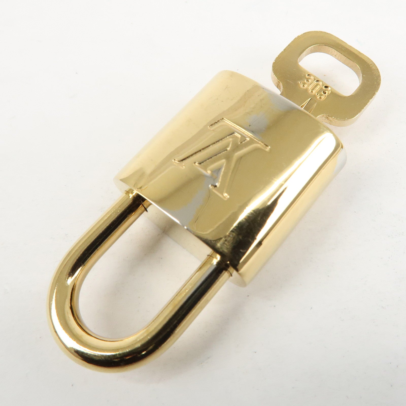 Louis Vuitton Set of 10 Lock & Key Cadena Key Lock Metal Gold
