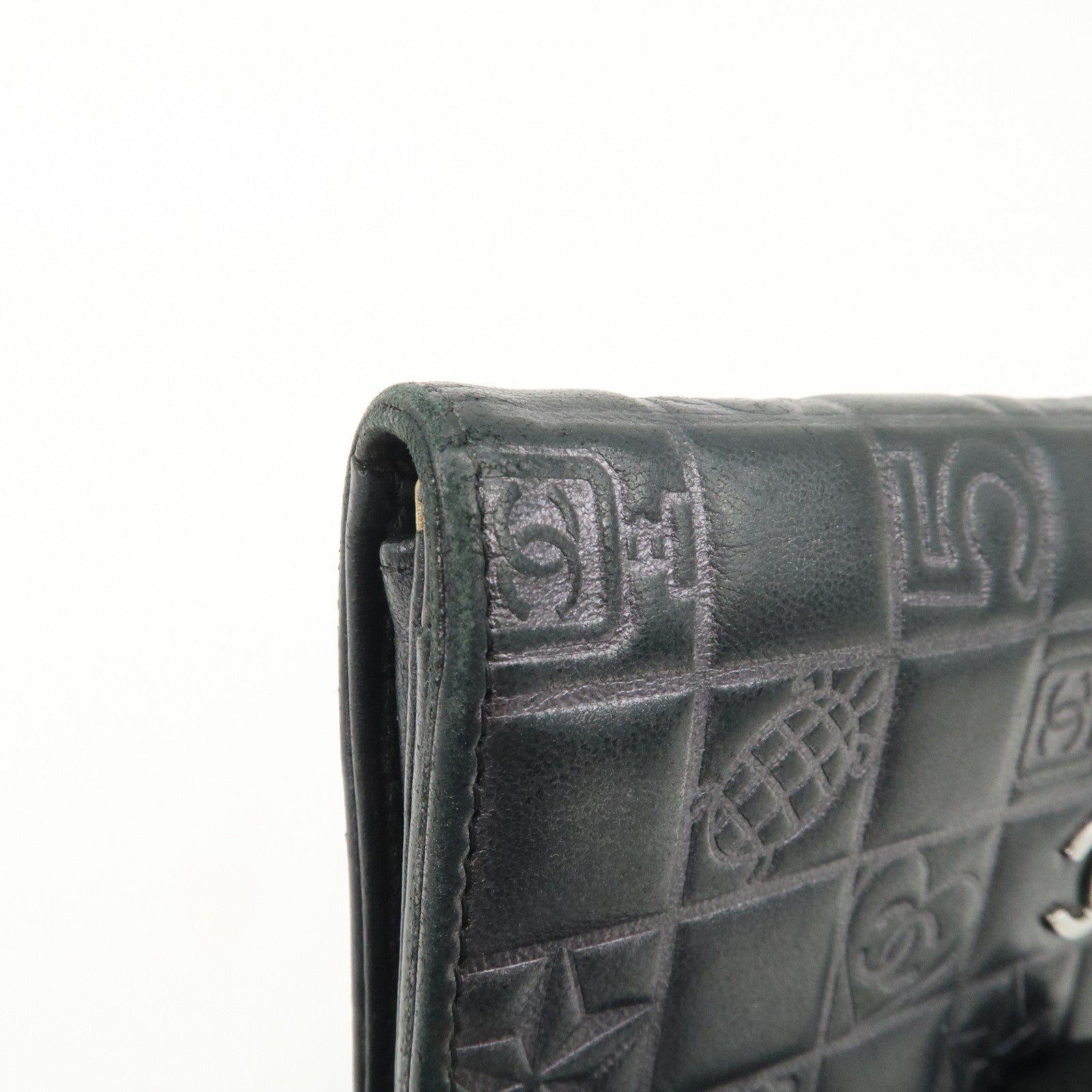 CHANEL Icon Line COCO Mark Lamb Skin Bi-fold Wallet Black Used