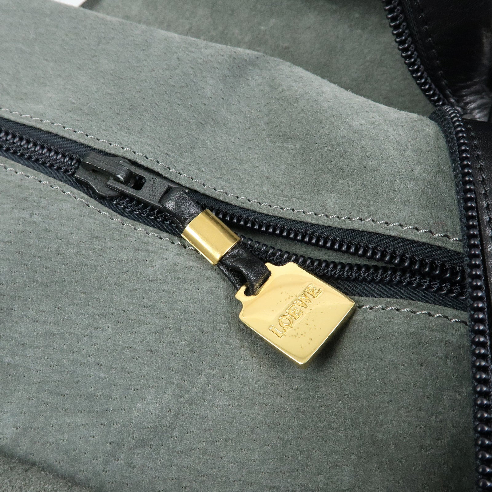 LOEWE Anagram Amazona 50 Leather Hand Bag Boston Bag Black