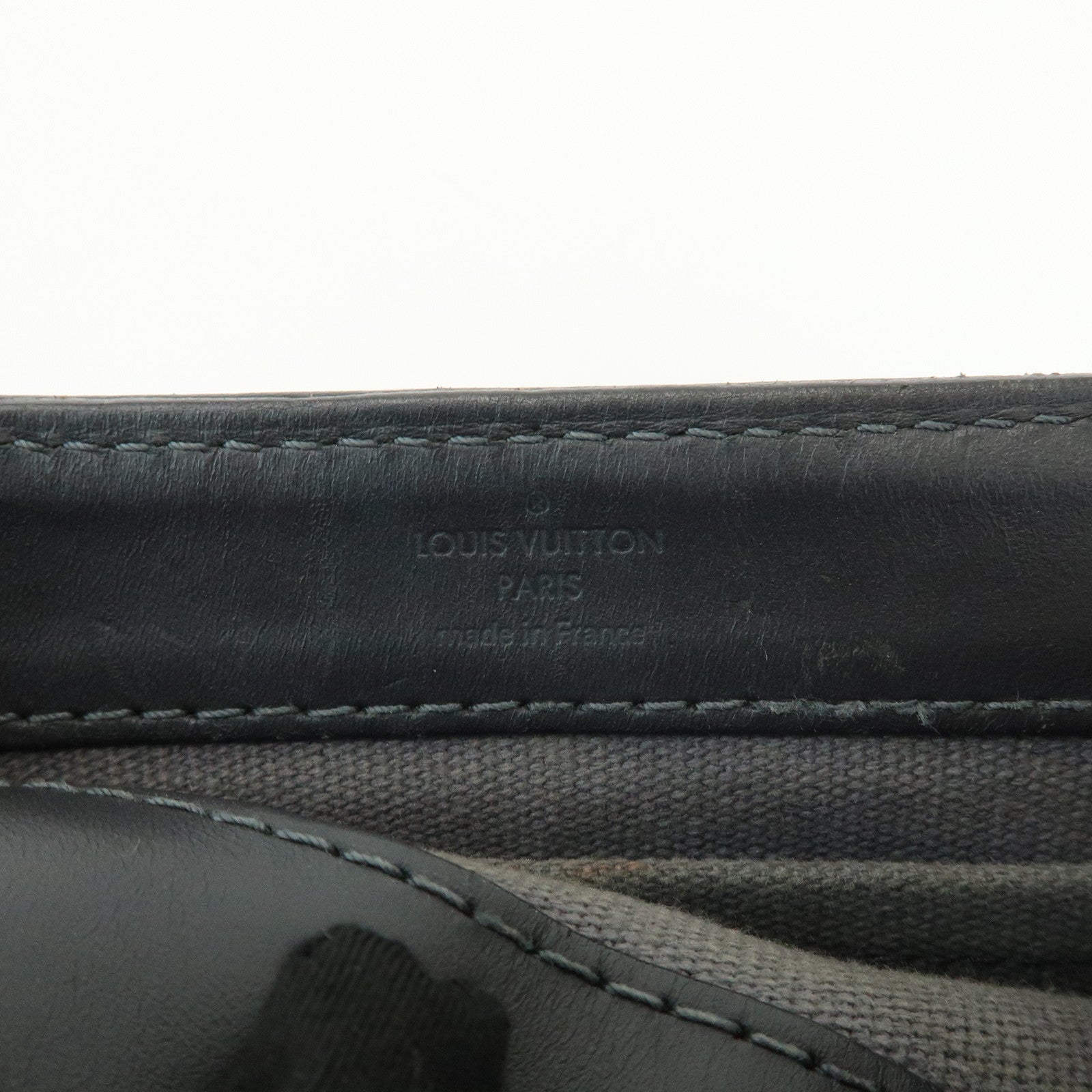 Louis Vuitton Utah Yuma Calf Leather Shoulder Bag Basalt M97024