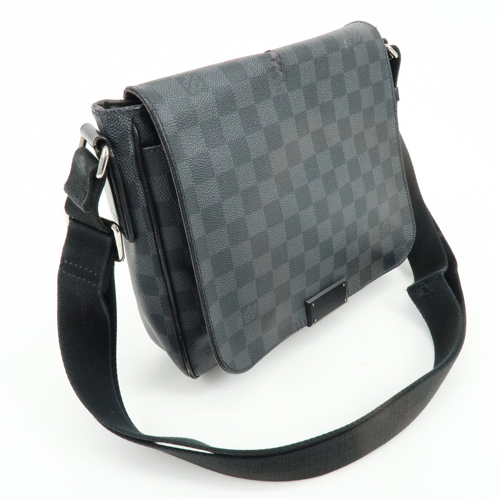 Louis Vuitton Damier Graphite District PM Shoulder Bag Noir N41260