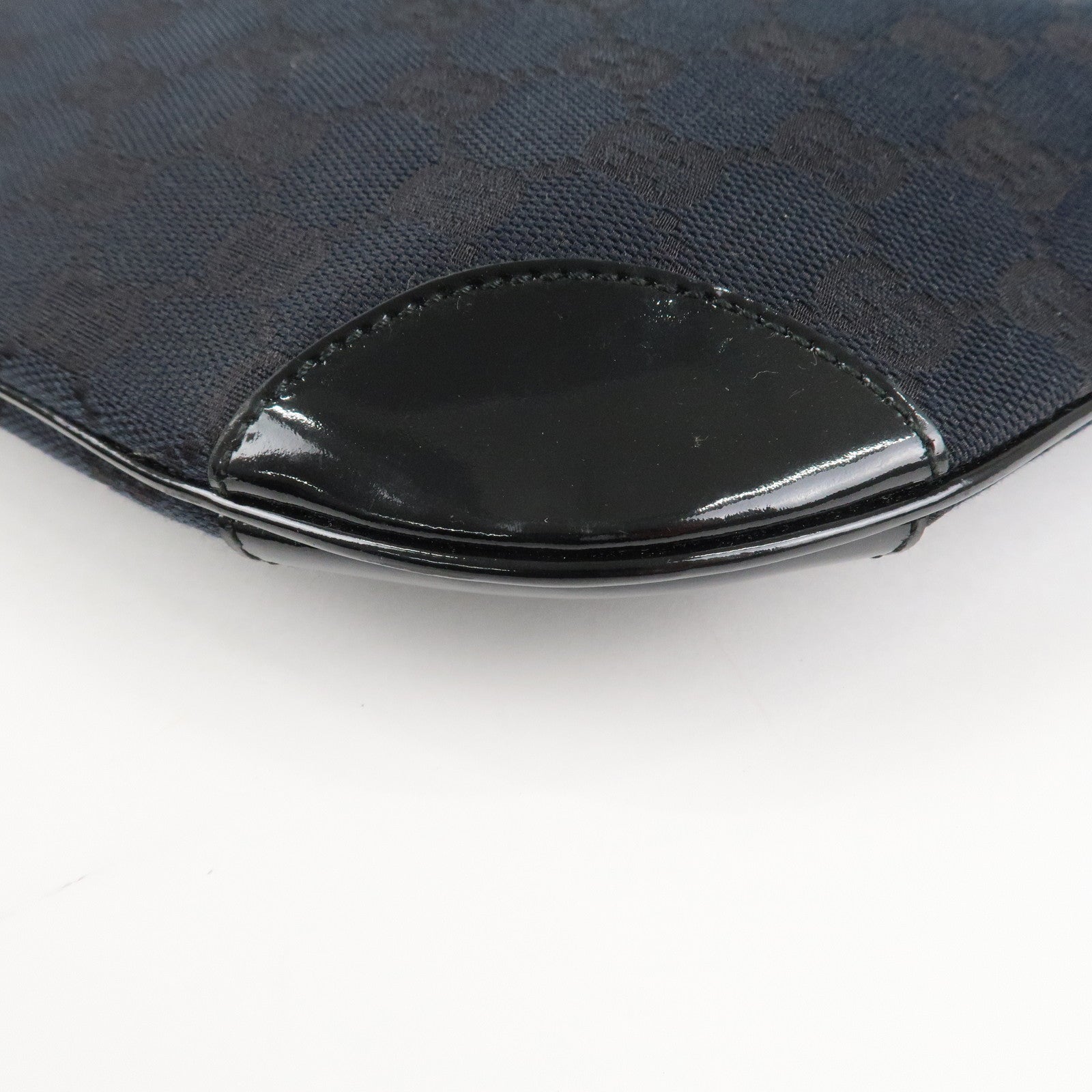 GUCCI GG Canvas Patent Leather Shoulder Bag Black 001.4158 Used