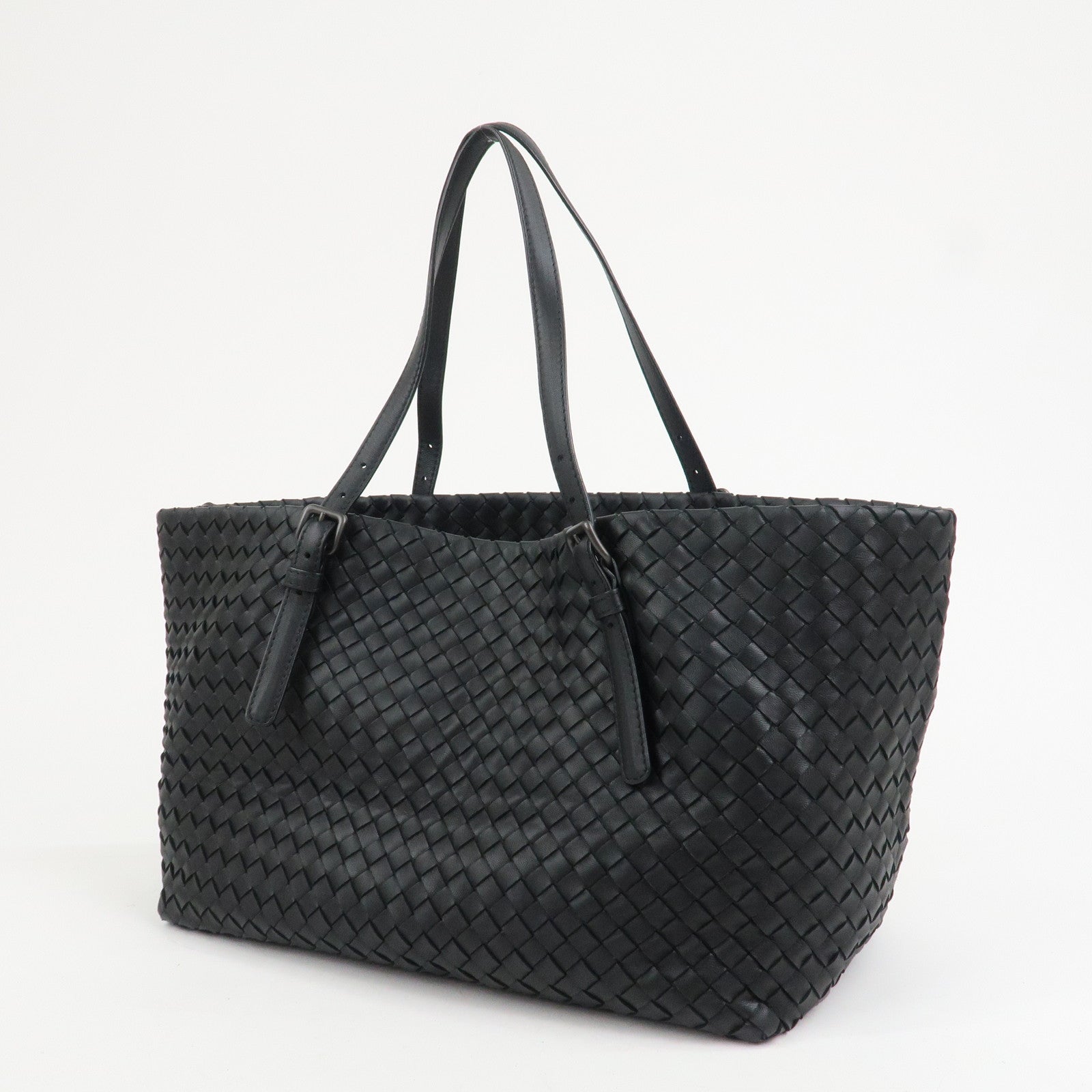 BOTTEGA VENETA Intrecciato Leather Medium Cesta Bag Tote Bag Black 337260