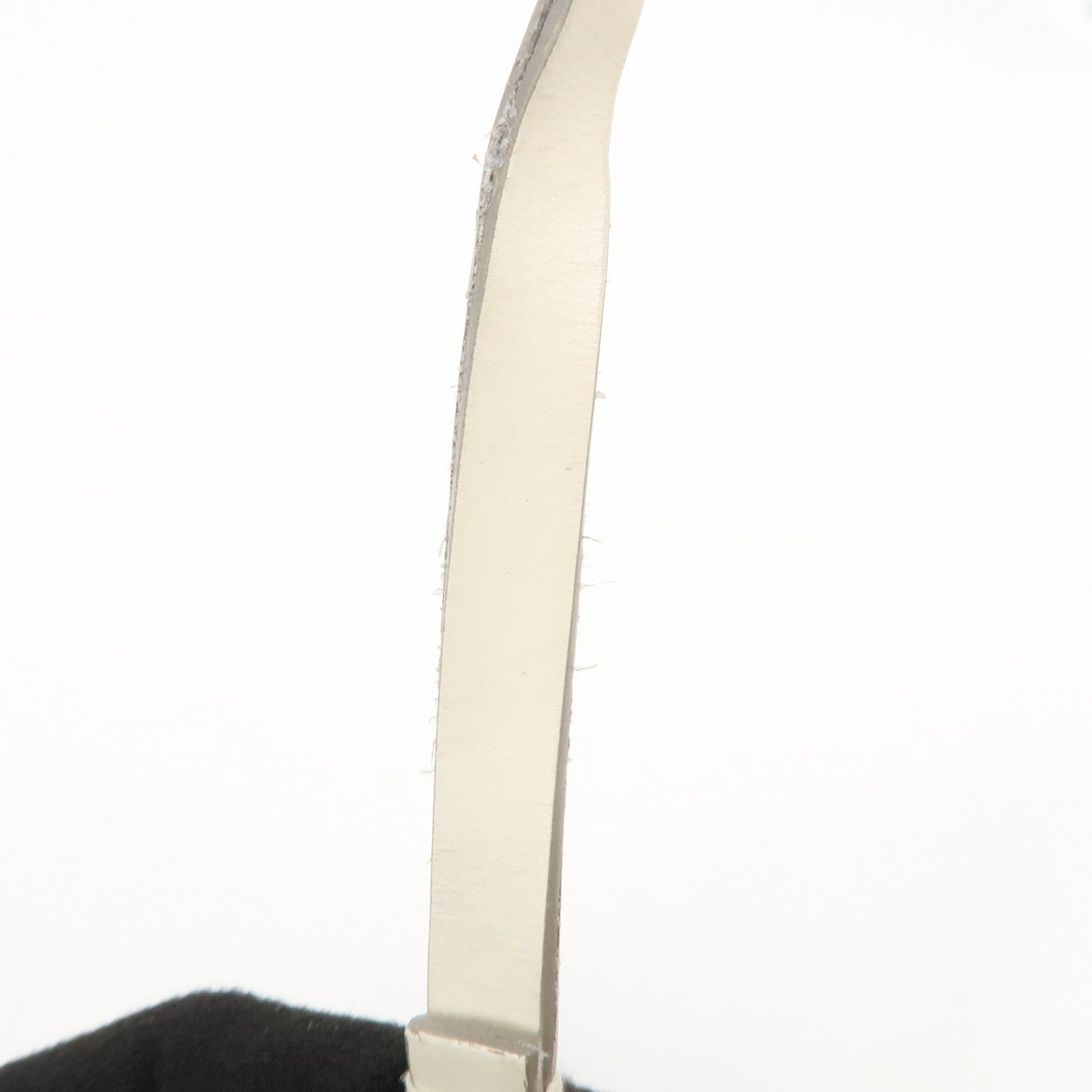 Louis Vuitton Epi Leather Mini Pouch For Soufflot Bag Yvoire White